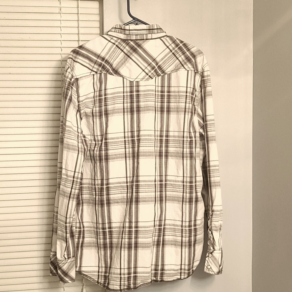 BKE Button Down - Picture 4 of 4